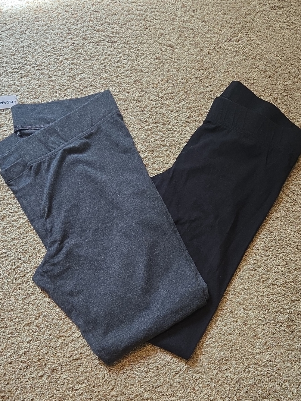 Old Navy Women's Leggings Duo - Black & Charcoal Size PM